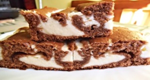 Hrnkový recept na tvarohovo-kakaový koláč – Je tak lahodná, že jí nikdo neodolá
