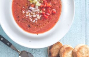 Studená polévka - Gazpacho! Chutná, jemná a lahodná