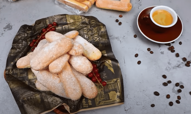 chutné máslové sušenky, připraveny téměř bez práce!