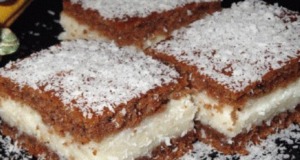 Fantastické kakaové řezy s nadýchaným krémem a sypány kokosem! fantastické kakaové řezy s nadýchaným krémem a sypány kokosem!