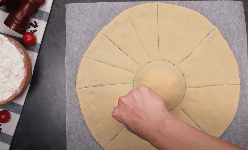 inspirace na fantastický předkrm: vyzkoušejte tyto sýrovo-česnekové vrtule!