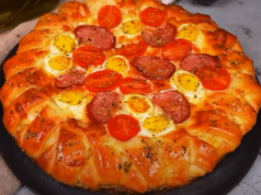 netradiční pizza z kynutého těsta – inspirace na odpolední slanou svačinku!