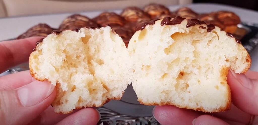 Nejlepší recept! Měkké muffiny z tvarohového těsta s čokoládovou polevou 