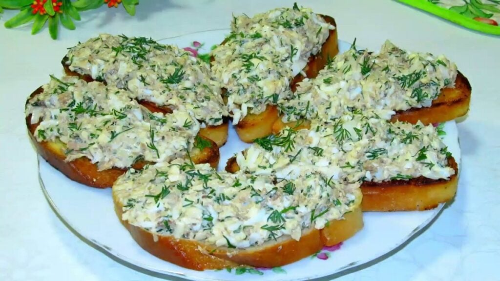 Chutná domácí bruschetta s jednoduchými přísadami!