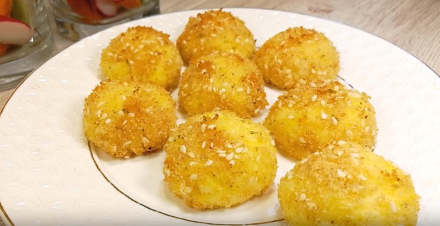 Báječné bramborové knedlíky - Bramborová delikatesa pro všechny! Báječné bramborové knedlíky - Bramborová delikatesa pro všechny!