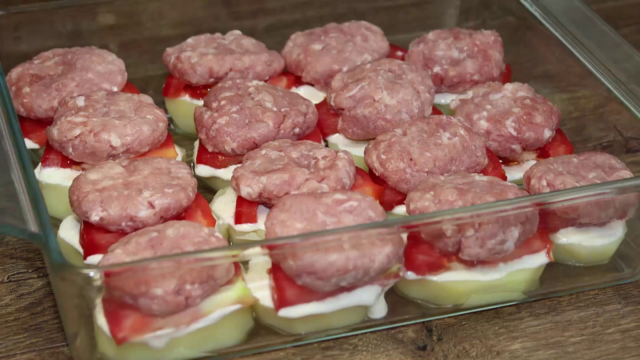 Cartofi-cu-carne-tocata