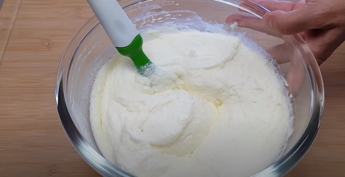 Nepotřebujete troubu! Chutný dort s mascarpone krémem 