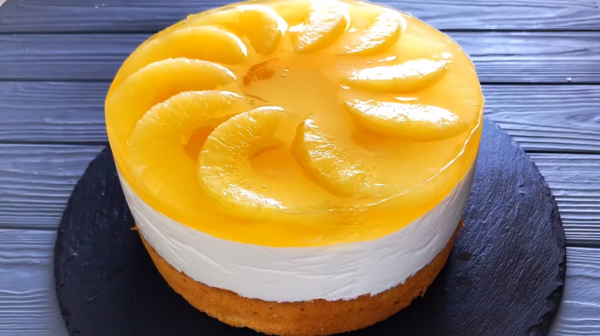 Ananasový cheesecake. Jednoduchý a ze snadno dostupných surovin!