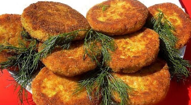 Vegetariánské cuketové karbanátky Vegetariánské cuketové karbanátky