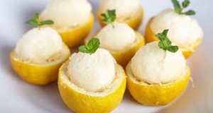 Citronový sorbet s radlerem – Vynikající a hlavně osvěžující Citronový sorbet s radlerem! Vynikající a hlavně osvěžující. Určitě zkuste