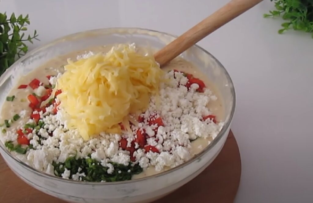 Vyzkoušejte skvělé slané palačinky se sýrem a zeleninou! Rychlé a snadné.