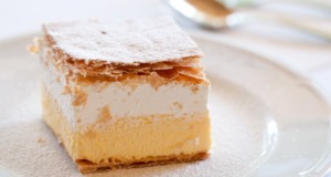 Domácí creme fraiche Domácí creme fraiche! Něco domácího a velmi chutného