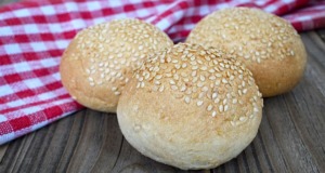 Domácí hamburgerové housky – snadná příprava