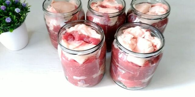 Hovězí maso ve vlastní šťávě, které lze skladovat 12 měsíců bez lednice!