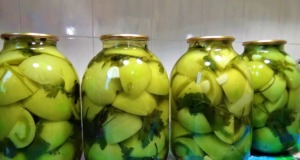 Krok za krokem k dokonalosti: Učte se dělat své vlastní marinovaná zelená rajčátka! Domácí marinovaná zelená rajčátka
