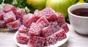 Netradiční bobulové želé z jahod – zcela jednoduchý, ale výjimečný recept Bobulové želé (jako dezert)! Netradiční, užasně vypadající, chutné a měkké. Mňamka pro každého, pro děti i dospelé