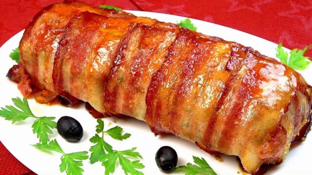 sekaná zabalená do plátků slaniny