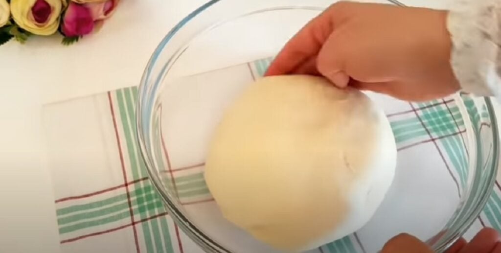 Neuvěřitelní šneci se sladkým tvarohem a rozinkami! Recept zde! 