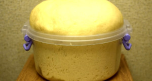 Skvělý recept na kynuté těsto s jednou klíčovou ingrediencí – krupicí! Úspěšný recept na kynuté těsto s jednou klíčovou ingrediencí - na koláče, koláčky, buchty!