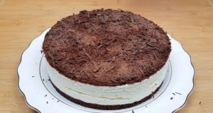 Rychlý a snadný recept na čokoládový dort! Žádné pečení ani roztírání! Rychlý a snadný recept na čokoládový dort! Žádné pečení ani roztírání!