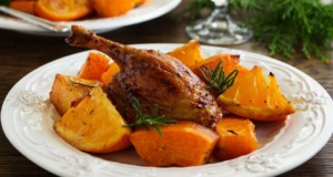 Pečená kachní stehna s dýní! Originální a velmi chutné Pečená kachní stehna s dýní! Originální a velmi chutné