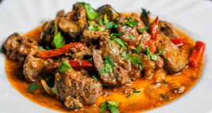 Jemně pikantní krůtí soté – stačí trochu krůtího masa, koření a chuť vařit! Jemně pikantní krůtí soté - stačí trochu krůtího masa, koření a chuť vařit!