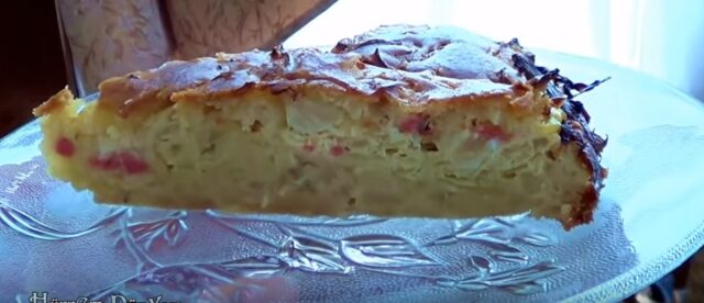 Slaný koláč s bílým zelím a šunkou: Lahodná a sytá volba