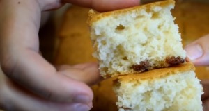 Rozinkový koláč s tvarohem. U všech je to vítěz! Super rychlý recept! Rozinkový koláč s tvarohem