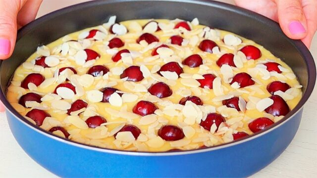 Třešňový dort s mandlovými lupínky