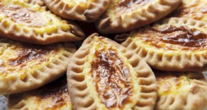 Pudink kareliánky se švestkovým džemem! Neobyčejné ale velmi chutné Pudink kareliánky se švestkovým džemem! Nezvyčajné ale velmi chutné