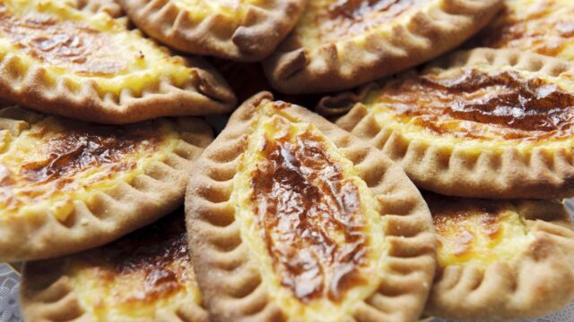 Pudink kareliánky se švestkovým džemem! Nezvyčajné ale velmi chutné Pudink kareliánky se švestkovým džemem! Nezvyčajné ale velmi chutné