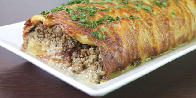 Rulada-de-carne-si-cartofi-la-cuptor-0