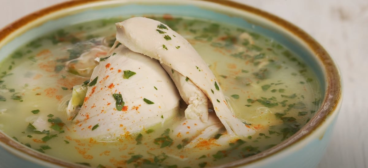Chikhirtma - gruzínská kuřecí polévka