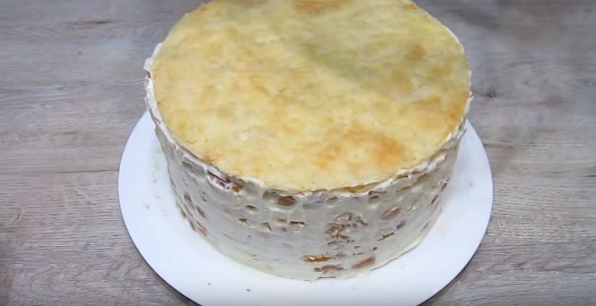 Napoleonský dort s vanilkovým krémem a karamelizovanými jablky!