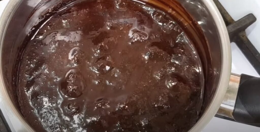 Zkuste to! Báječný čokoládový dort s lahodným vanilkovým krémem