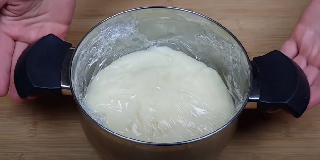 Zkuste to! Báječný čokoládový dort s lahodným vanilkovým krémem