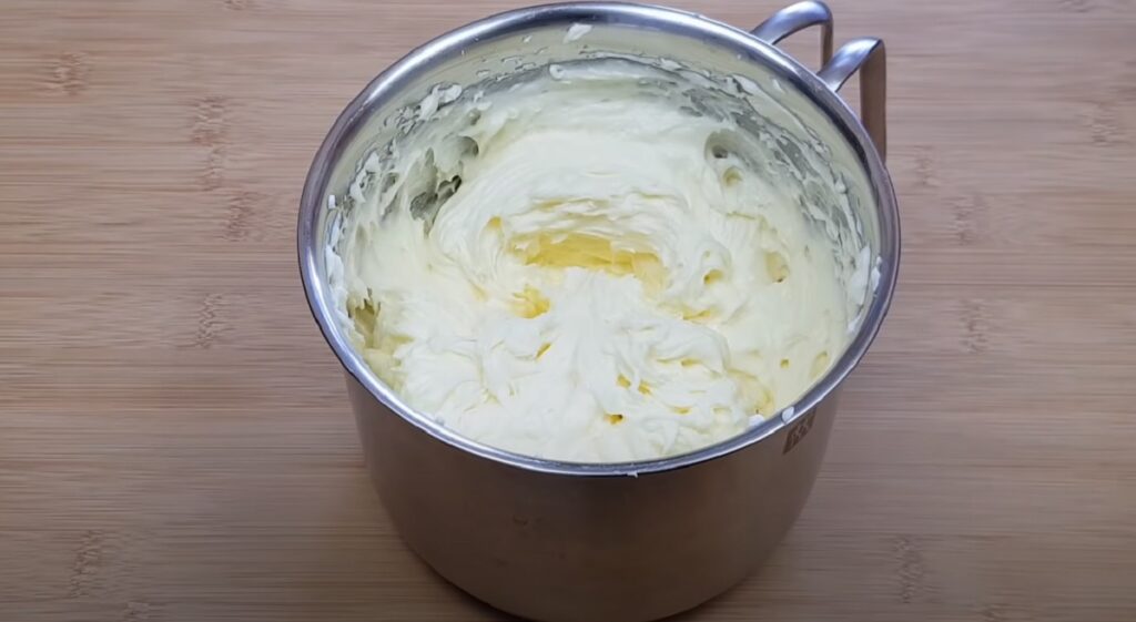 Zkuste to! Báječný čokoládový dort s lahodným vanilkovým krémem