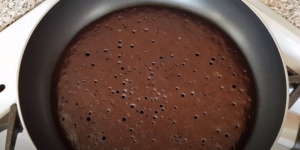 Zkuste to! Báječný čokoládový dort s lahodným vanilkovým krémem