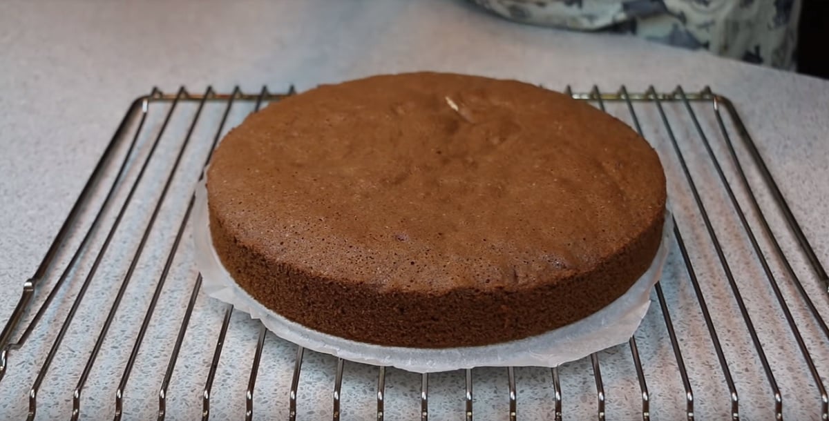 Krtkův dort anebo sladký krtkův domeček na talíři. Musíte vyzkoušet!