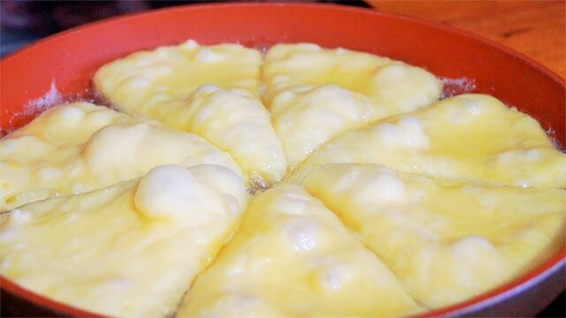 Slané sýrové placky s kefírem Slané sýrové placky s kefírem