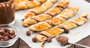Tyčinky Twister s nutellou a lískovými oříšky! Chutné, jemné a lahodné Tyčinky Twister s nutellou a lískovými oříšky! Chutné, jemné a lahodné