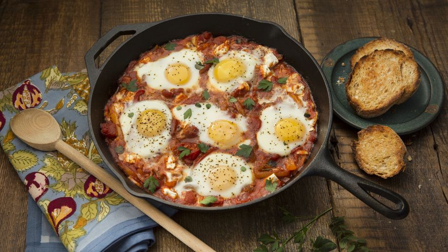 Vejce zapečená v rajčatové omáčce (Shakshuka), na snídaně a večerě vynikající