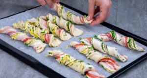 slaninové tyčinky z listového těsta a se skvělou sýrovou náplní – ideální pokrm na oslavy!