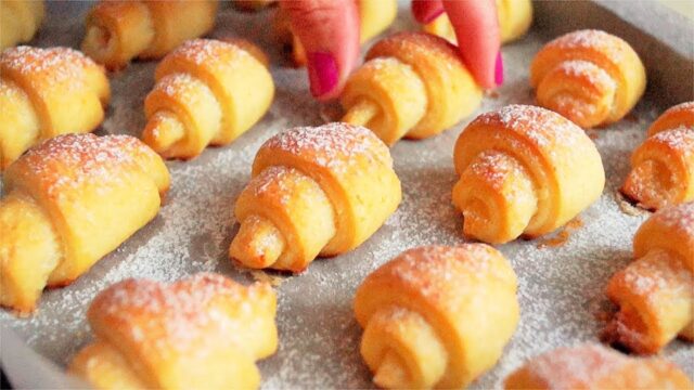 Vynikající tvarohové croissanty z kváskového těsta! Nikdy nebyli lepší a chutnejší
