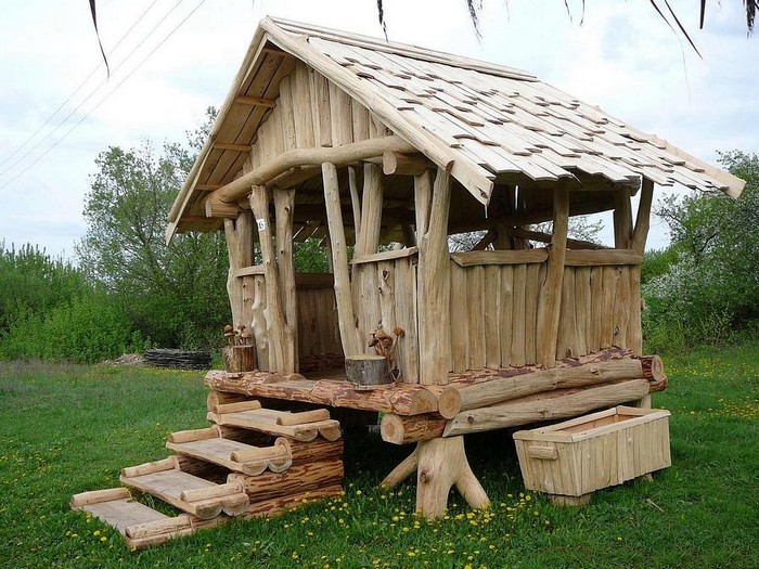 40+ originálních nápadů, jak dát větvím a kmenům nový život na venkově