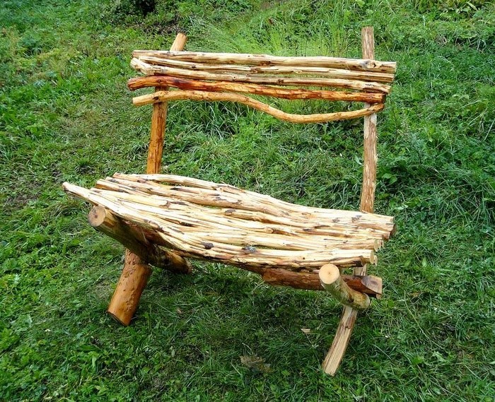 40+ originálních nápadů, jak dát větvím a kmenům nový život na venkově