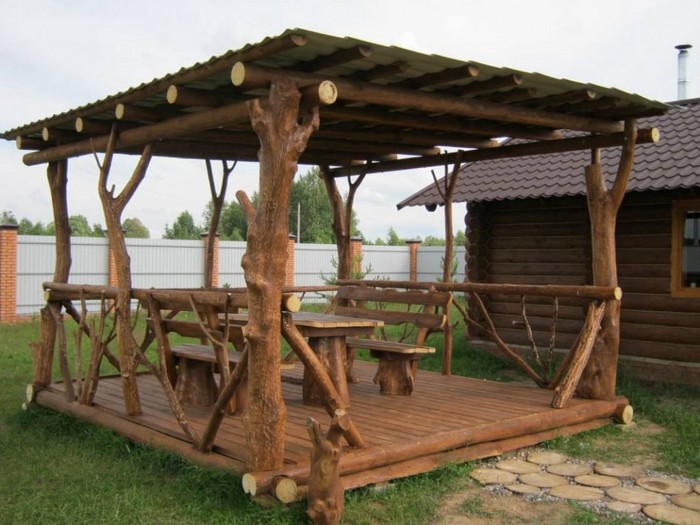 40+ originálních nápadů, jak dát větvím a kmenům nový život na venkově