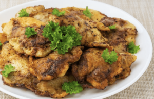pečené kuřecí řízky v česnekové strouhance – velmi jemné a aromatické. nikoho nenechají lhostejným!