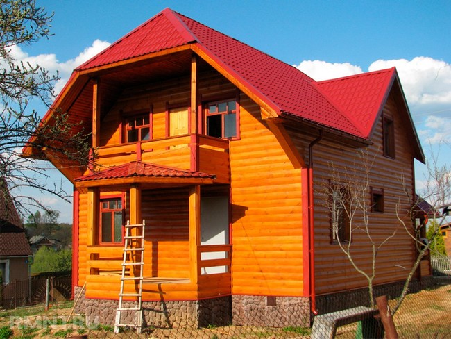 pristroyka-balkona-24 40+ nápadů na balkonový design a stylová řešení: inspirace pro váš dům i zahradu