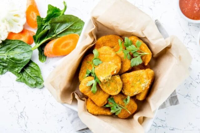 rychlá bezmasá chuťovka nejen pro vegetariány: zeleninové nugetky